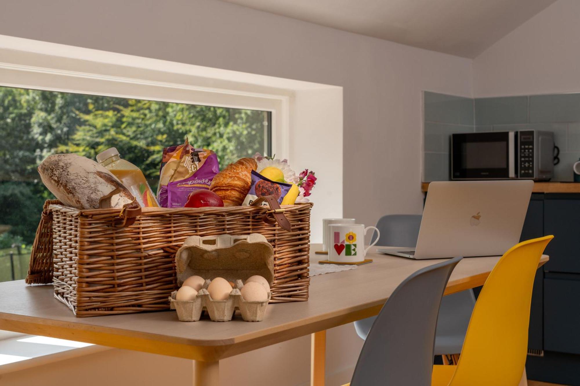 Little Willow Bank - 1 Bed Luxury Apartment Between Salisbury And The New Forest Екстериор снимка